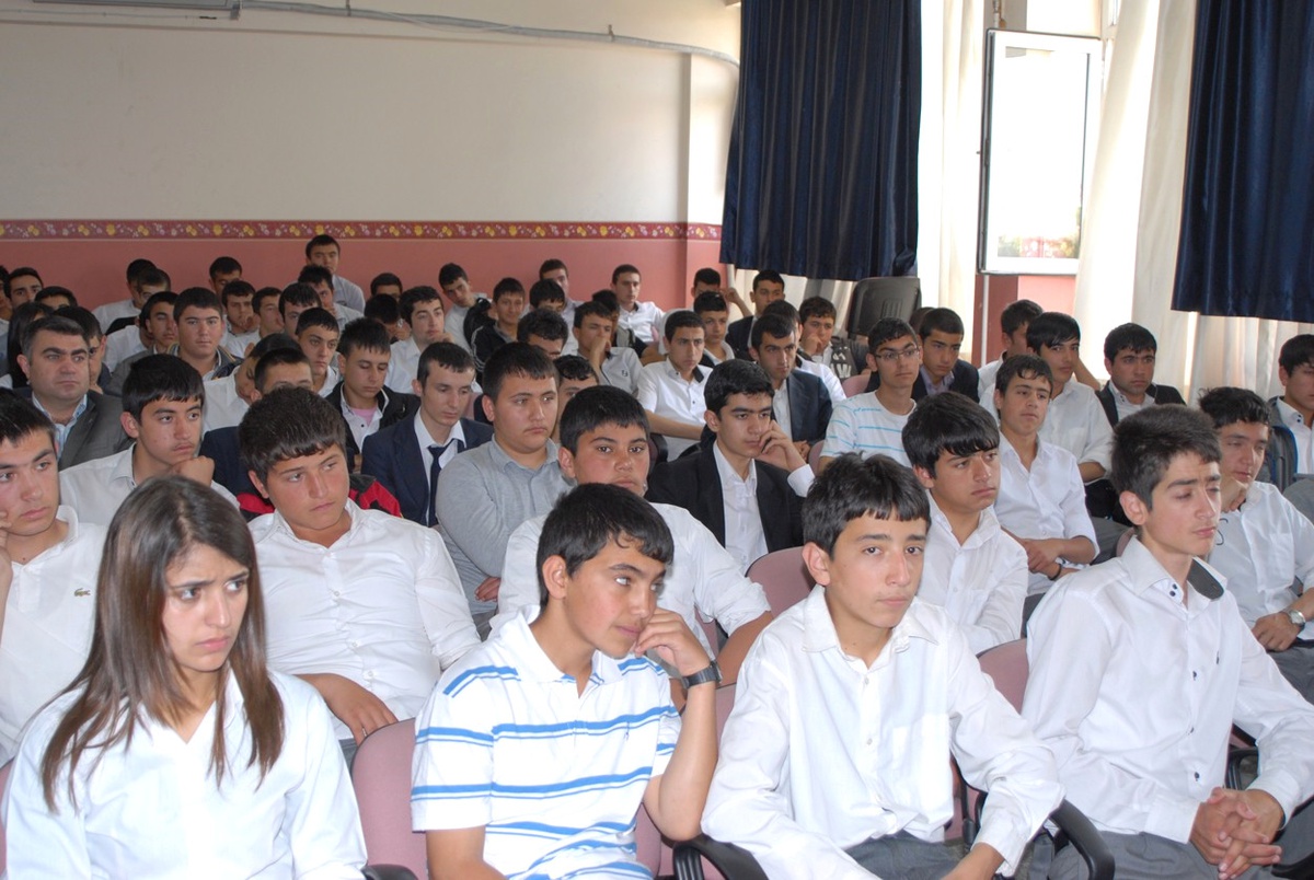 Büyükşehir Belediyesi Genel Sekreteri Yalçın Öğrencilerle Buluştu