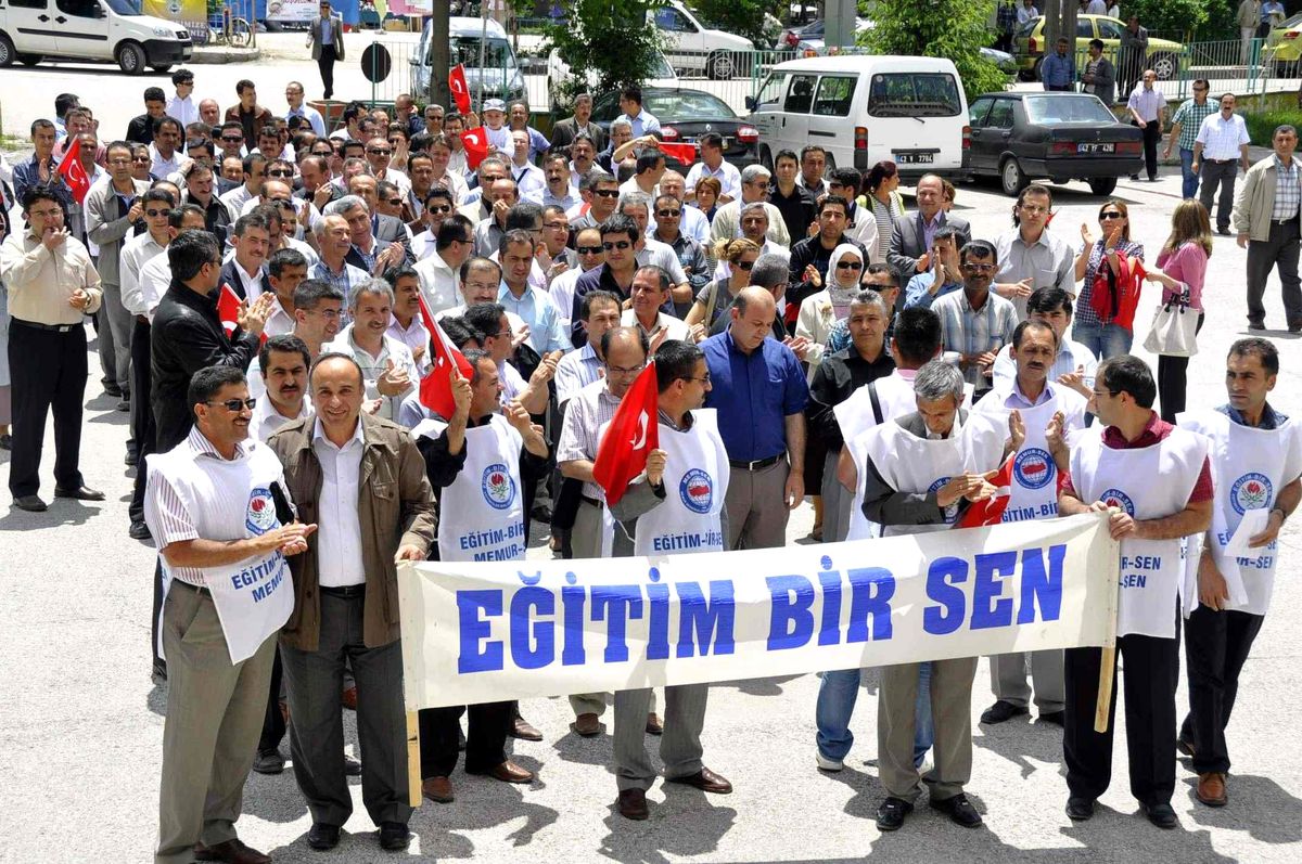 Ereğli\'de Sendikalar Eylem Yaptı