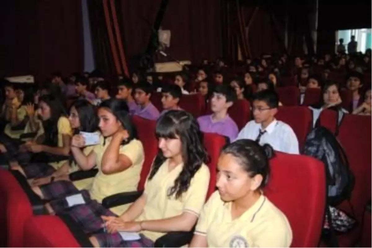 Fethiyeli Öğrenciler Matemetik Becerileriyle Yarıştı