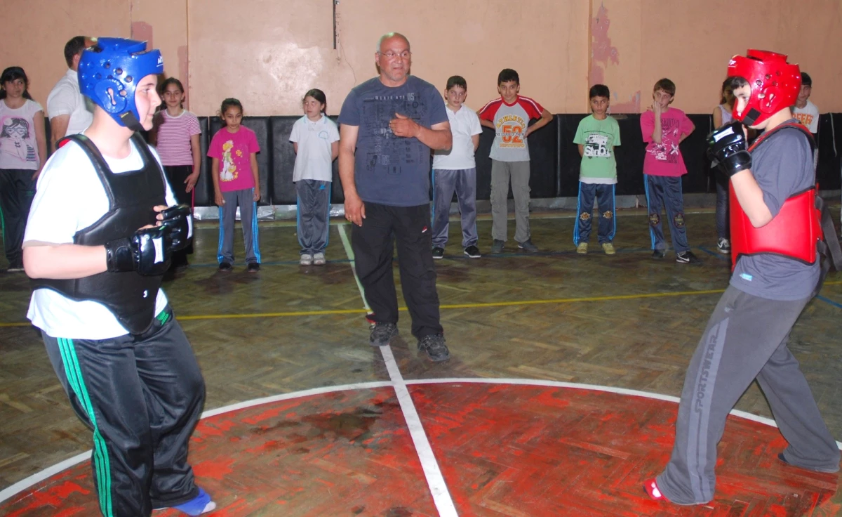 Giresun\'da İlköğretim Okulu Öğrencilerine "Budokai Do" Sporu Öğretiliyor