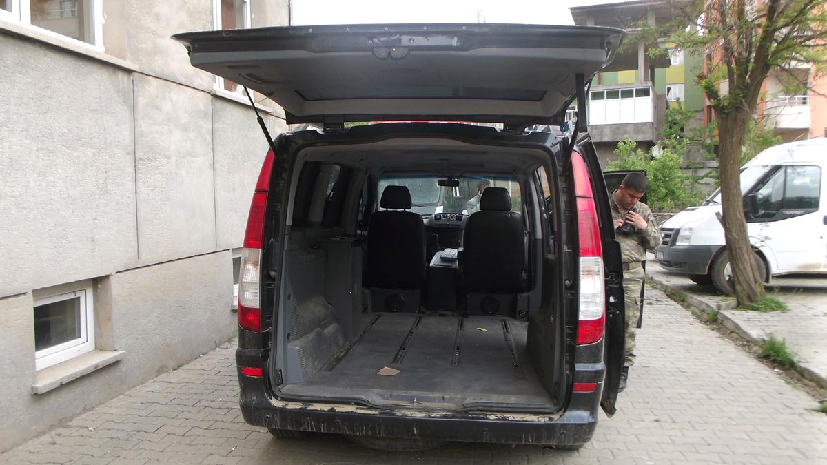 Hizan'da 86 Bin 340 Paket Kaçak Sigara Ele Geçirildi