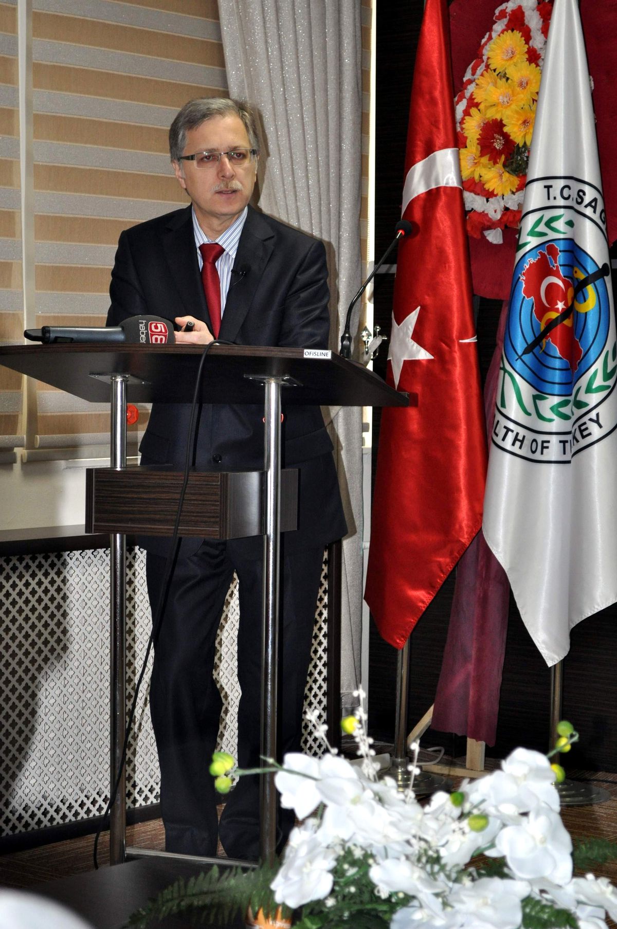 İl Halk Sağlığı Müdürü Levent Sağlam Yeni Müdürlüklerini Tanıttı