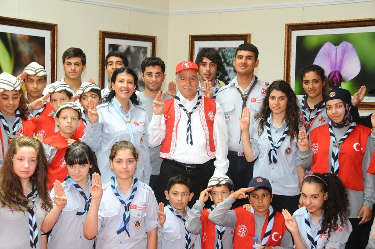 İzcilerden Aldırmaz\'a Teşekkür