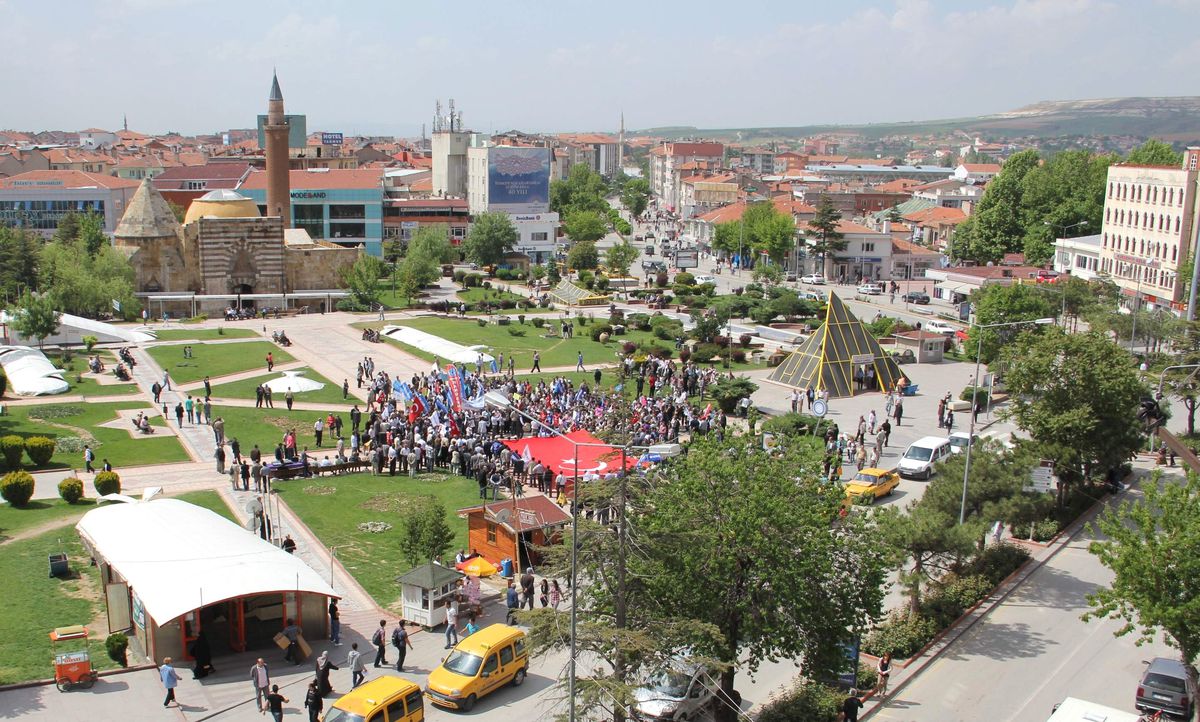 Kırşehir\'de "1 Günlük İş Bırakma" Eylemi Başladı