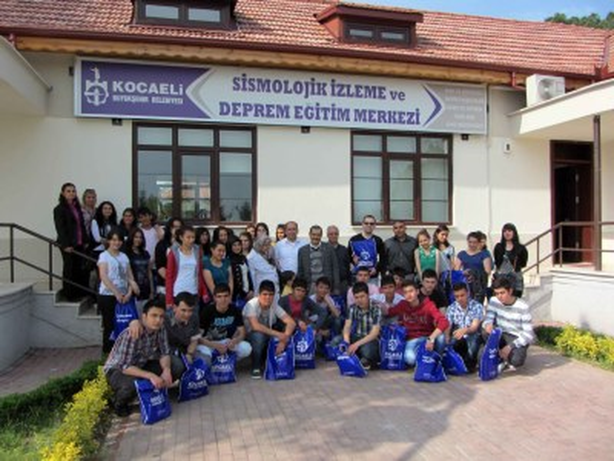 Kırşehirli Öğrencilere Deprem Eğitimi Verildi