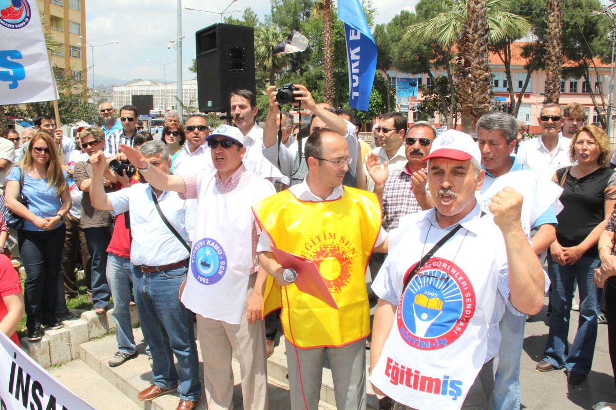 Nazilli\'de Eğitimciler Grevde