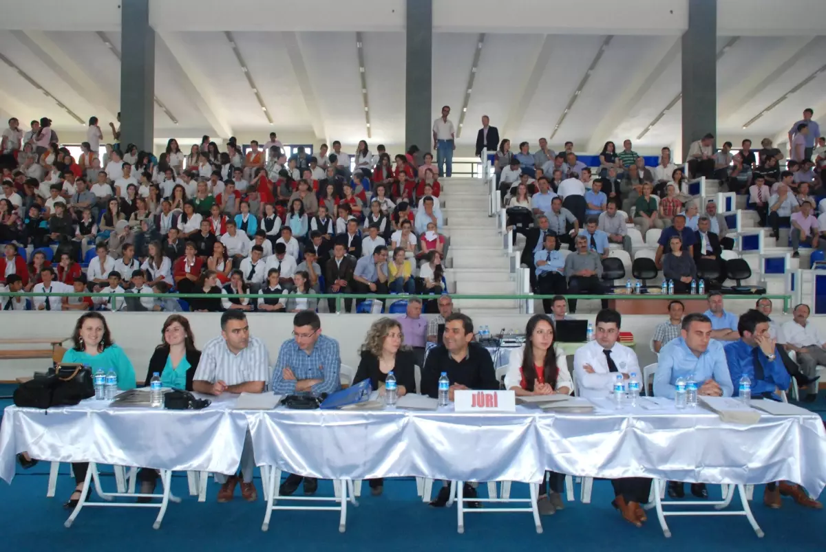 Öğrenciler Bilgilerini Sınadı