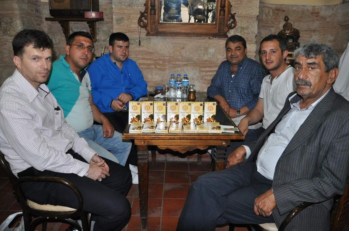 Onaylı\'dan Kardeş Şehir Sporcularına Mesir Macunu