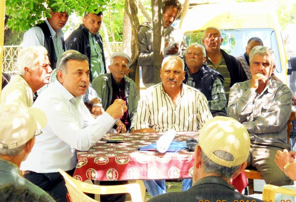 Orman Arazileri İçin Köylüyü Bilgilendiriyorlar