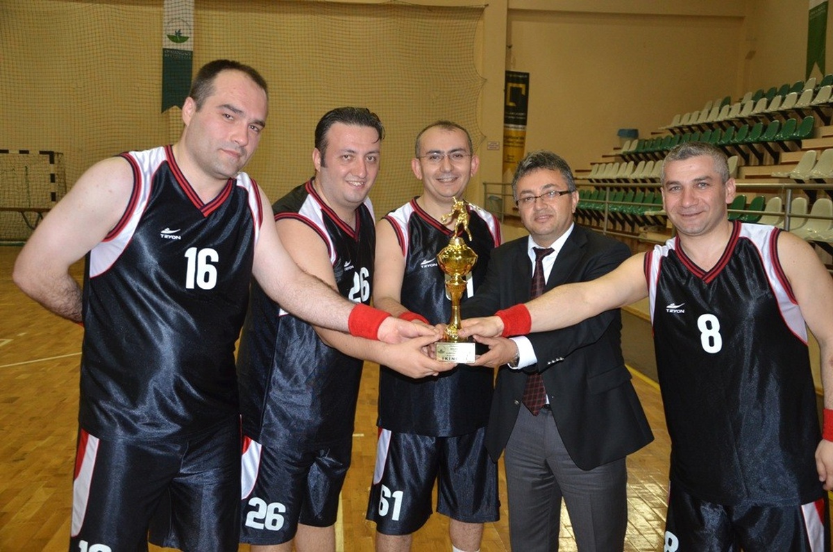 Osmangazi\'de Basketbol Rüzgarı Esti