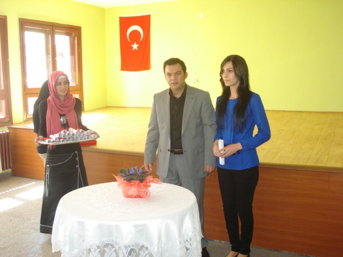 Pazaryolu Halk Eğitim Merkezi\'nden Örnek Çalışma