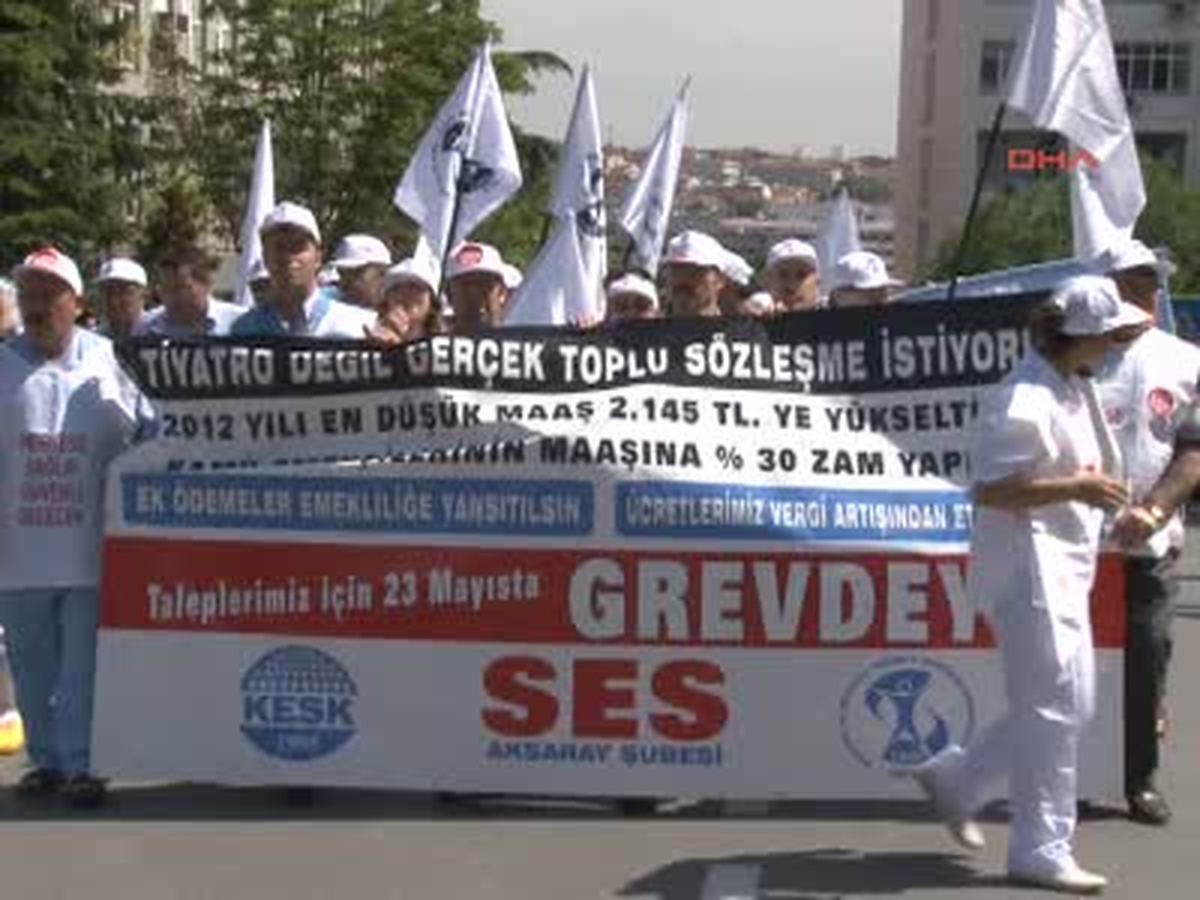 Sağlık Çalışanları İş Bıraktı