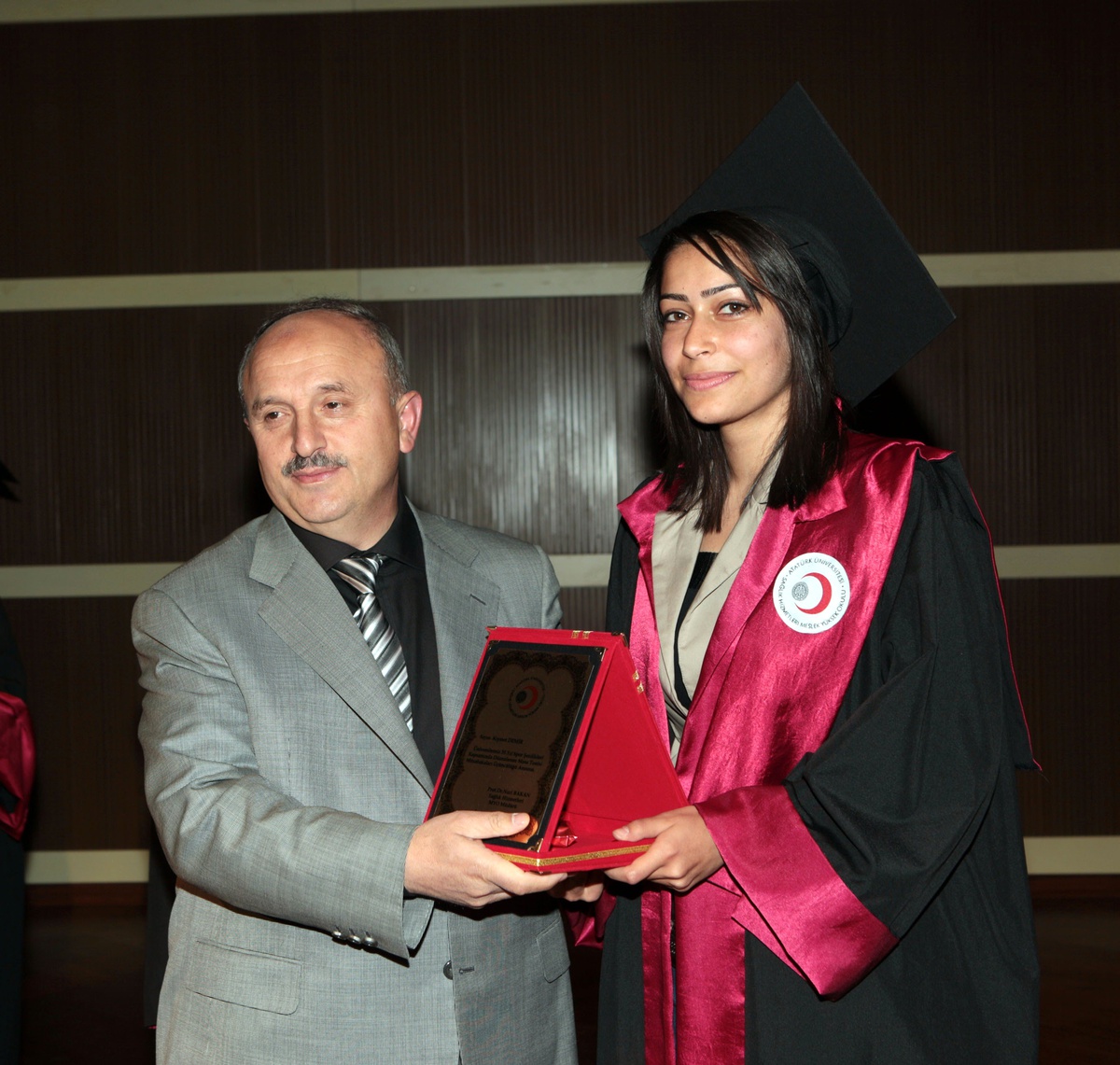 Sağlık Hizmetleri Meslek Yüksek Okulun da Mezuniyet Coşkusu