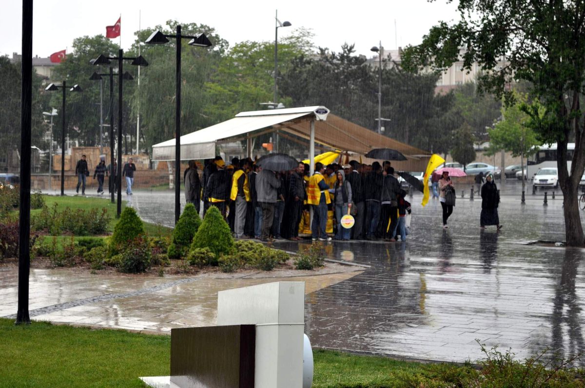 Sivas\'ta Sağanak Yağış