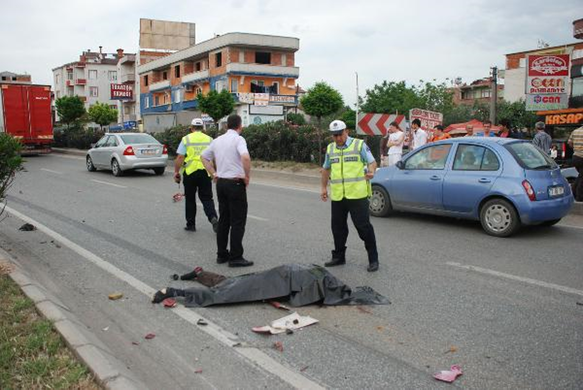 Süt Tankerinin Altında Kalan Motosiklet Sürücüsü Yaşamını Yitirdi