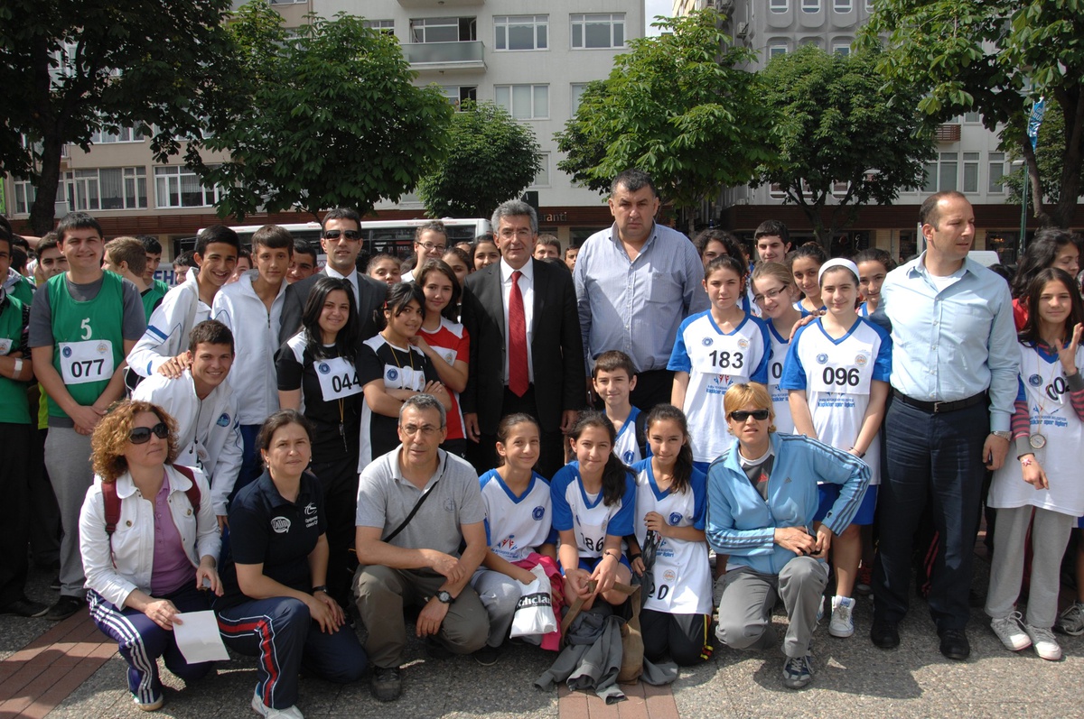 Tarihi Çarşı ve Hanlar Bölgesinde Zamanla Yarış