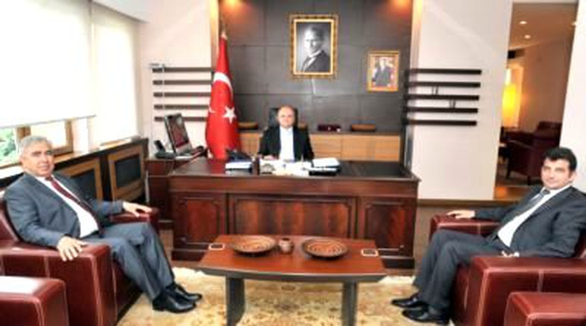 Thk Genel Başkanı Yıldırım Vali Çakacak\'ı Ziyaret Etti