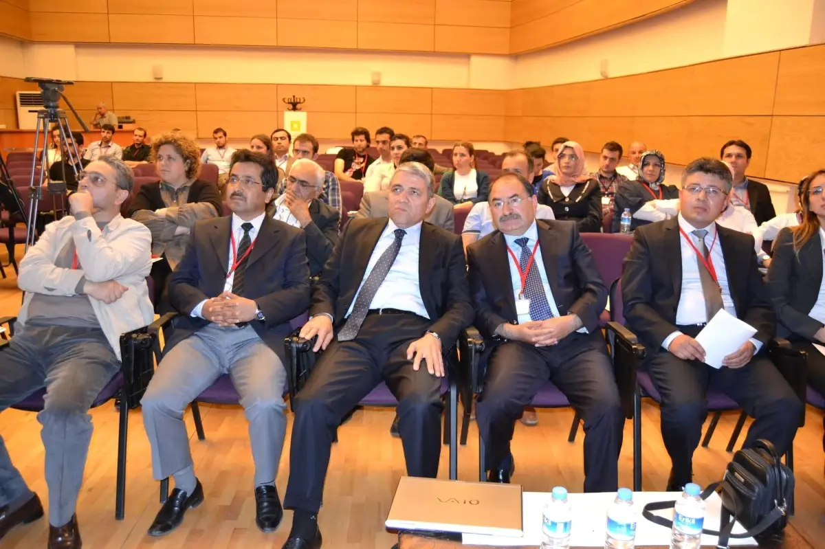 TMMOB Şehir Plancıları Odasından \'Şehirleri Planlamak: Şehir Plancıları ve Kayseri\' Konulu Panel