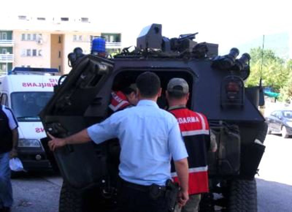 Tunceli\'de Eylem Hazırlığında Olan İki Terörist Yakalandı