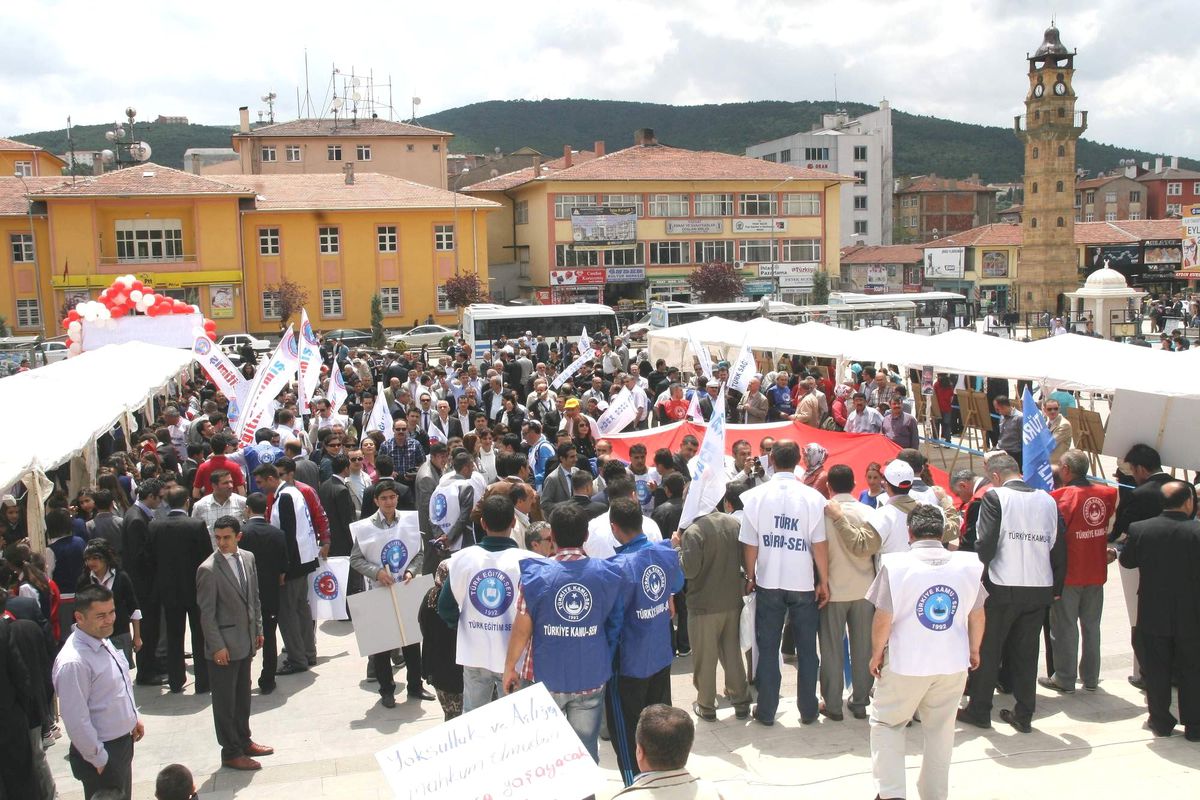 Yozgat'ta Sendikalar Basın Açıklaması Yaptı