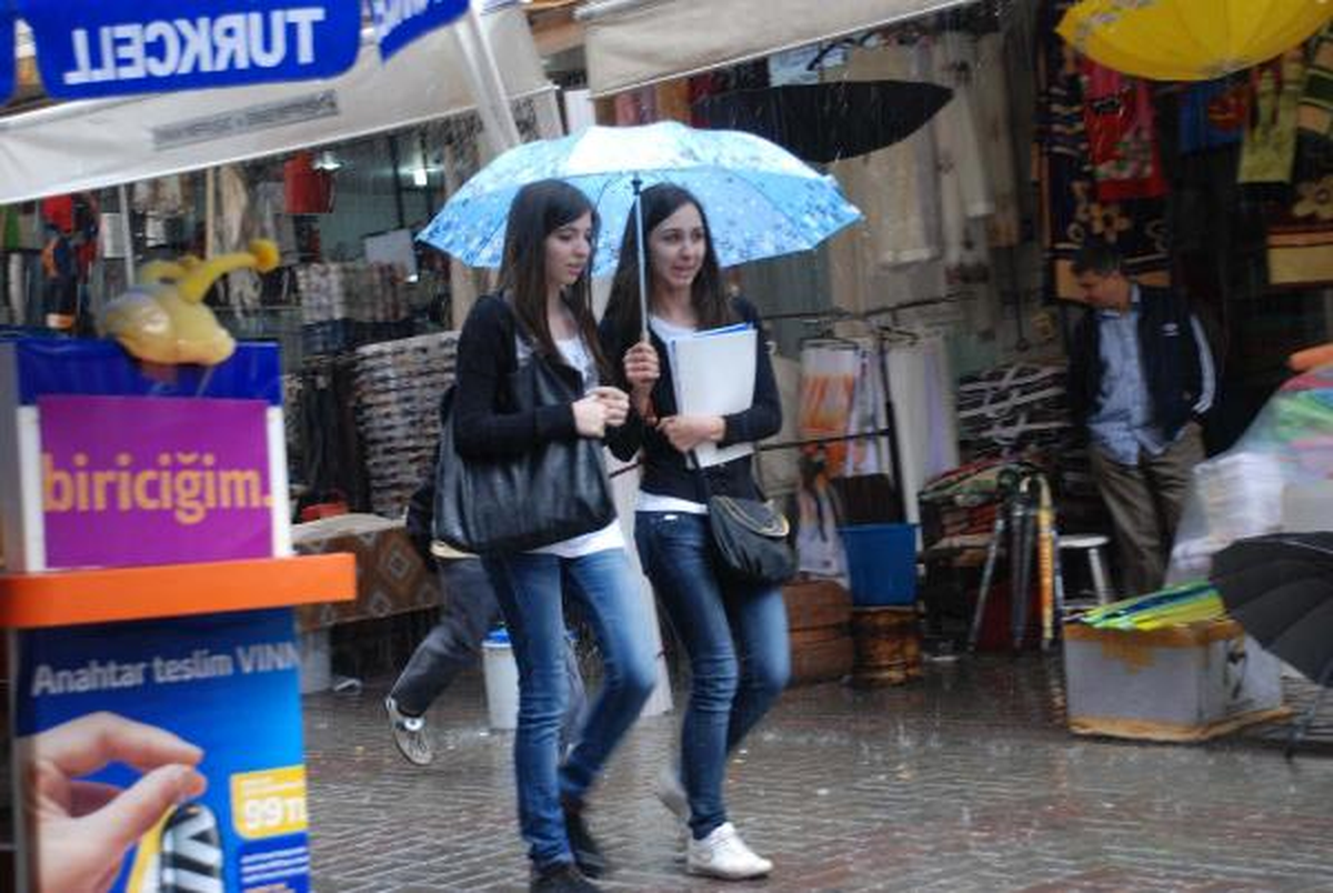 Aydın\'da Yağmur Etkili Oldu