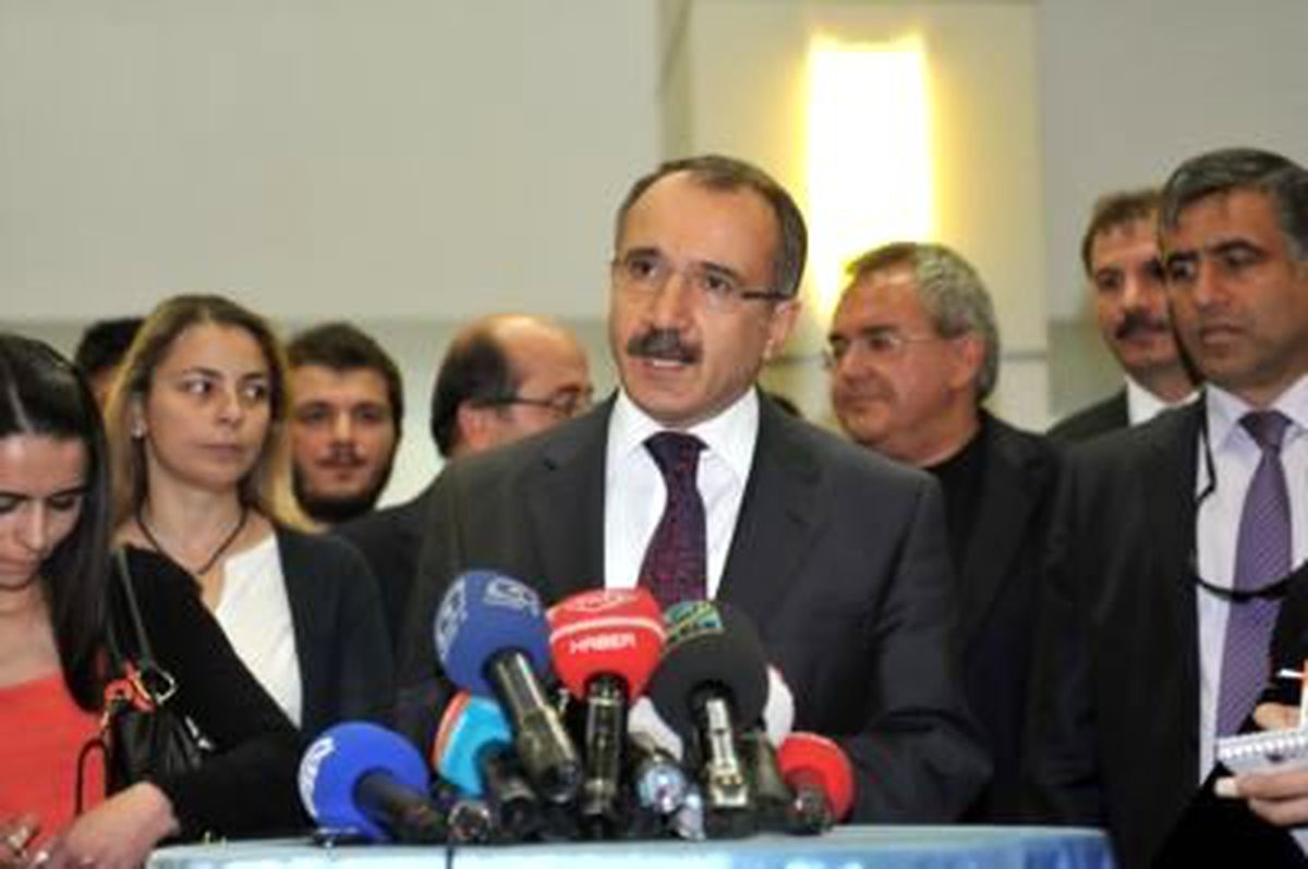 Bakan Dinçer, Üniversite Öğrencileriyle Bir Araya Geldi