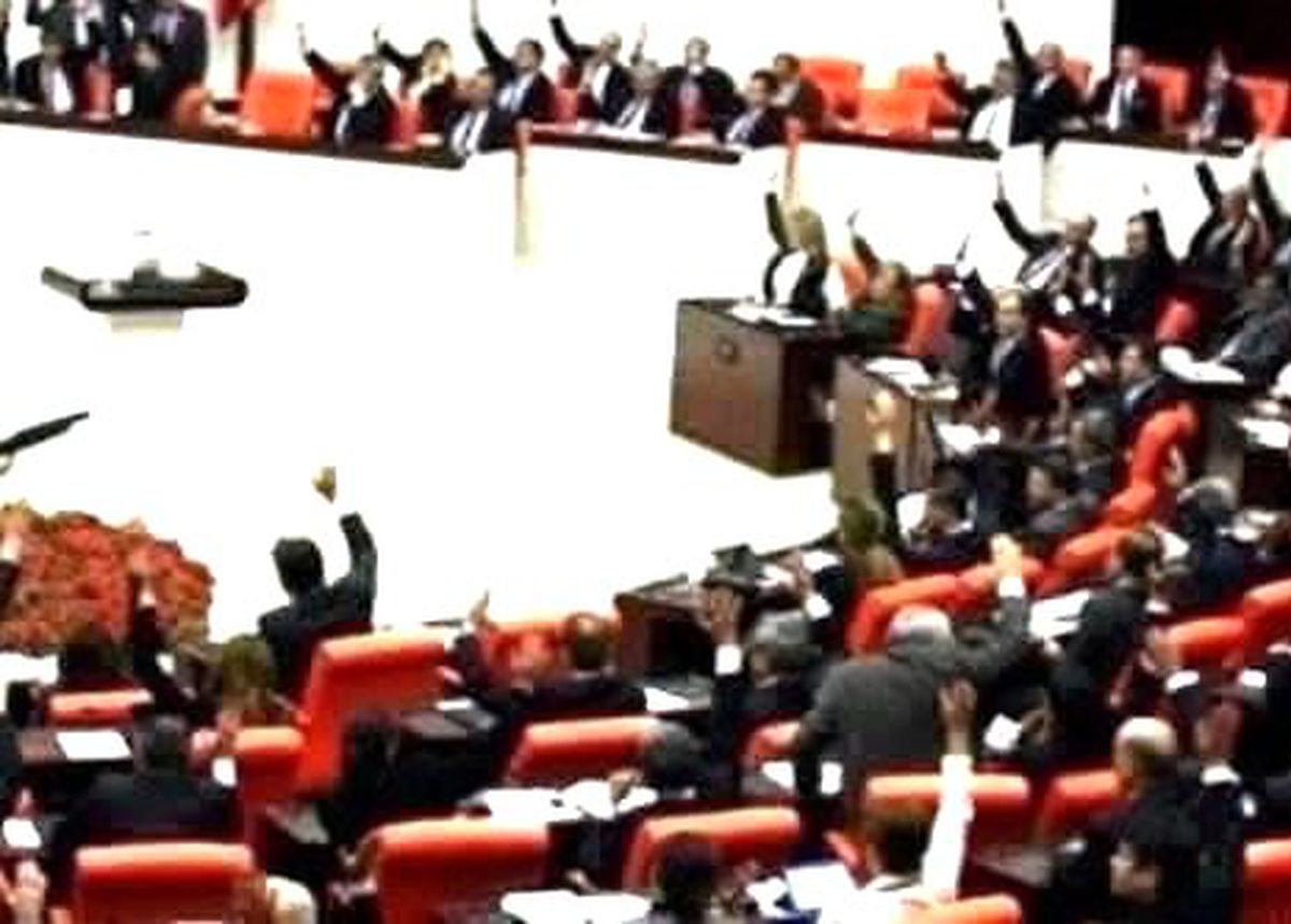 Bir Dönem Daha Sona Eriyor