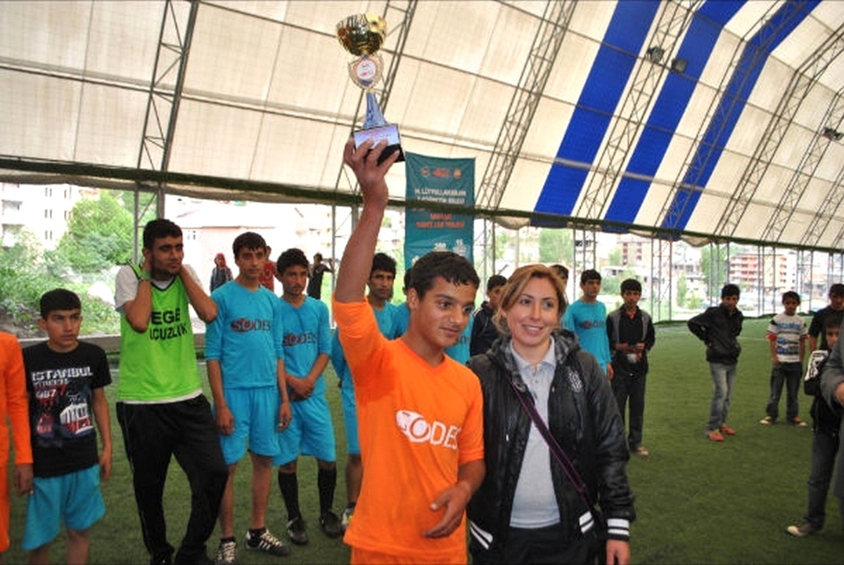 Hakkari'de Sodes Ligi Futbol Müsabakaları Final Maçıyla Son Buldu
