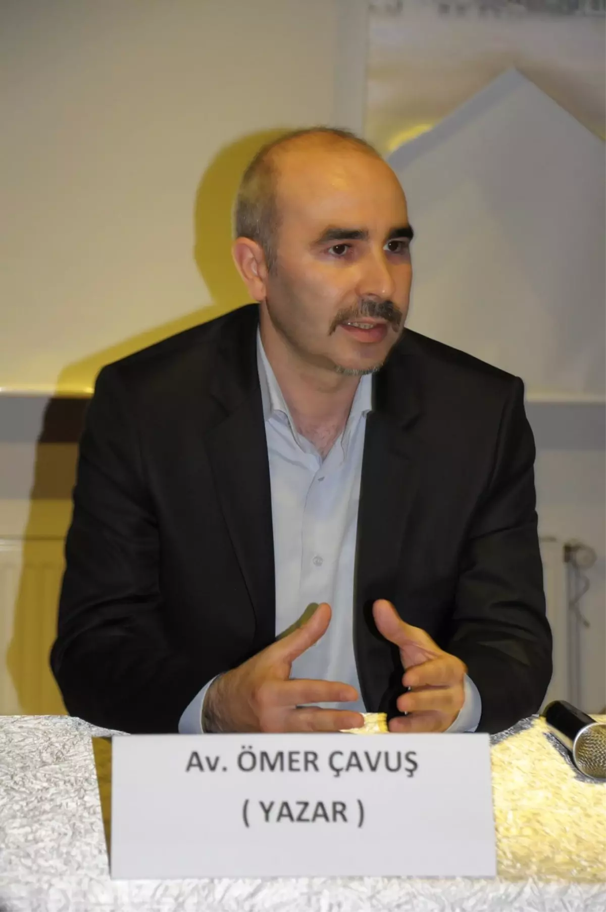 İnegöl\'lü Yazar Edebiyat Kulübü Öğrencileriyle Buluştu