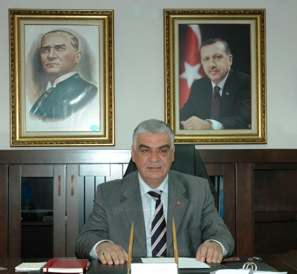 Kambur, Ayçiçeği Üreticisine Müjdeli Haberi Verdi
