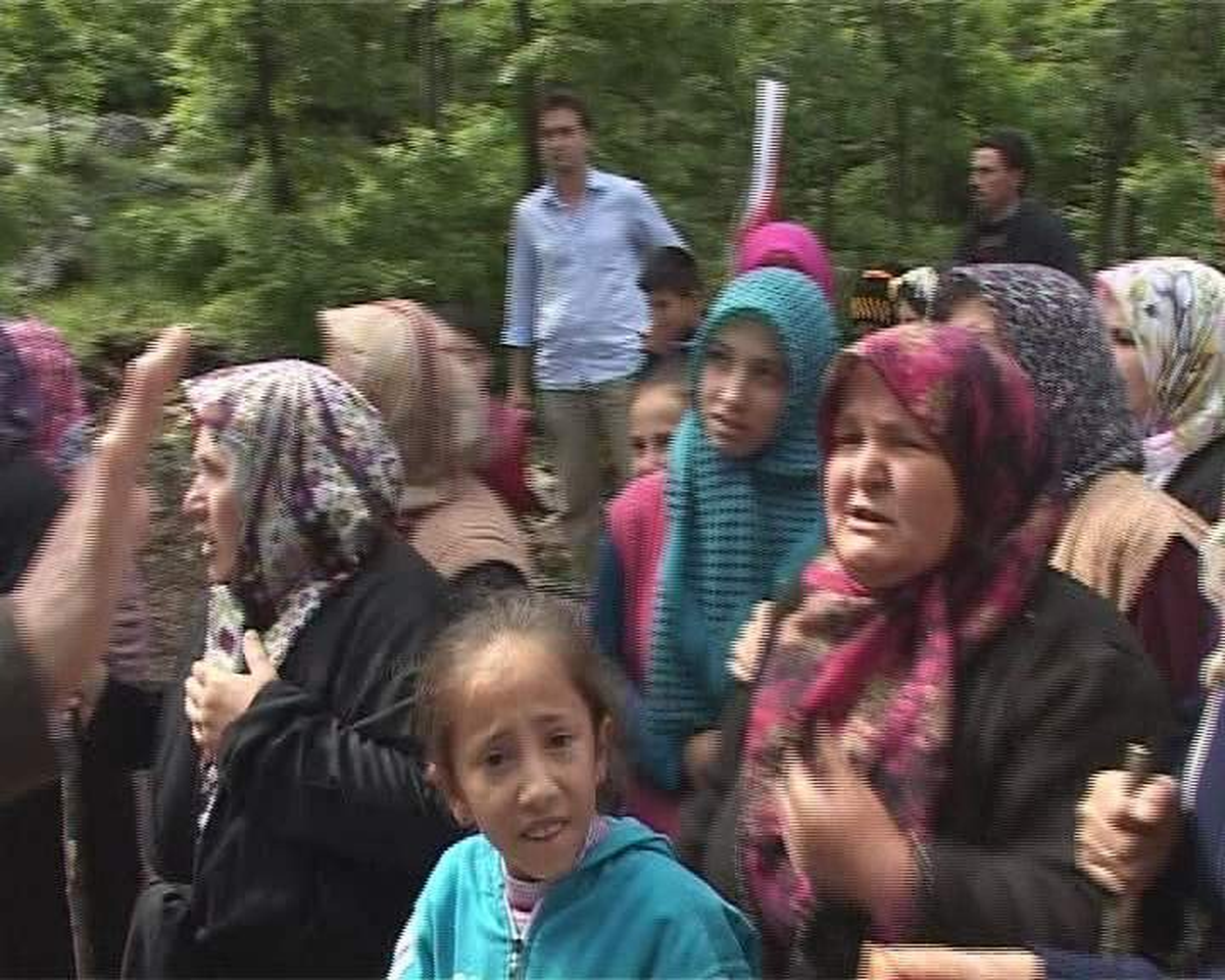 Maden Ocağının Suyu Kirlettiği Öne Sürülen Köyde Olaylı Nöbet