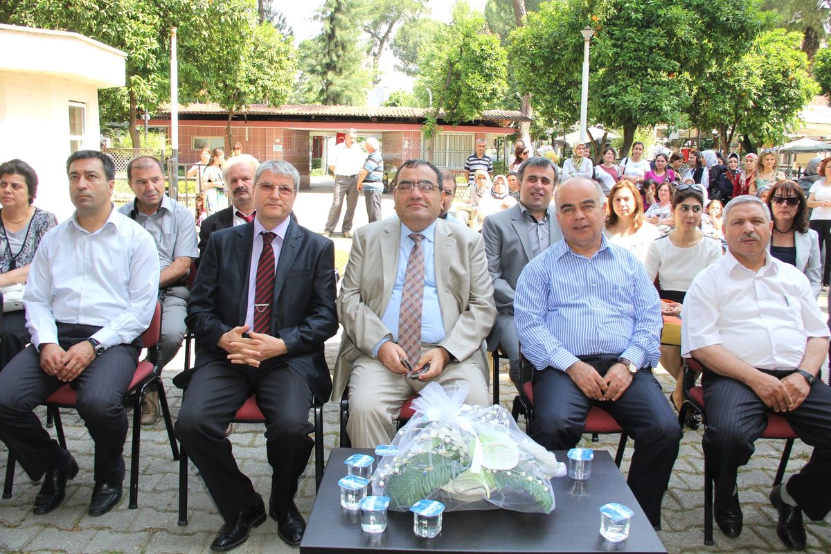 Nazilli Halk Eğitim Merkezi'nden Yıl Sonu Sergisi
