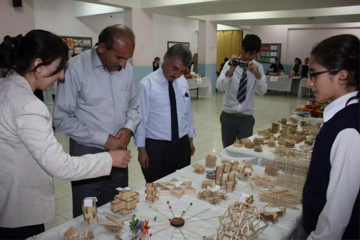 Öğrencilerin Yıl Sonu Sergisi İlgi Gördü