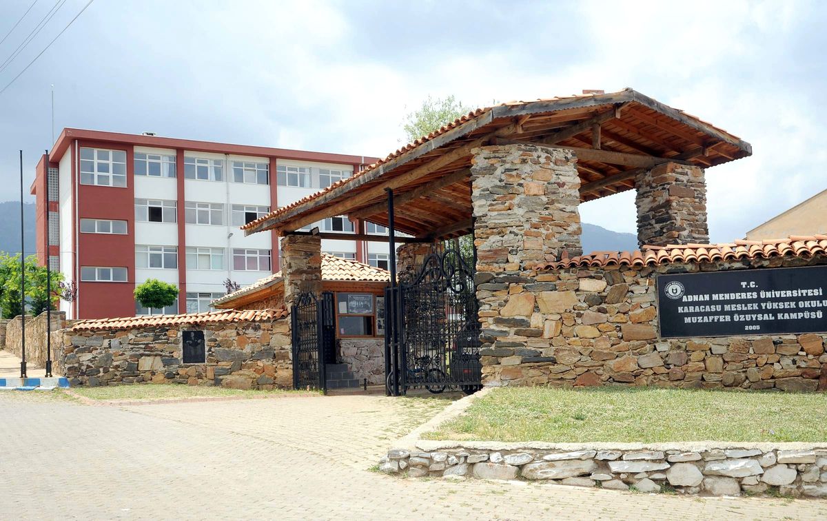 Öğretim Görevlisini Bıçaklayan Üniversite Öğrencisi Tutuklandı