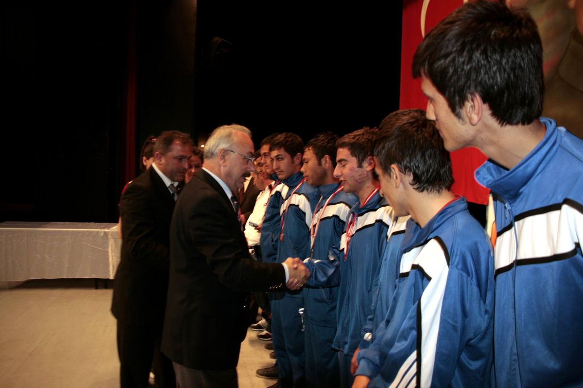 Valilik Kupası Sahiplerini Buldu