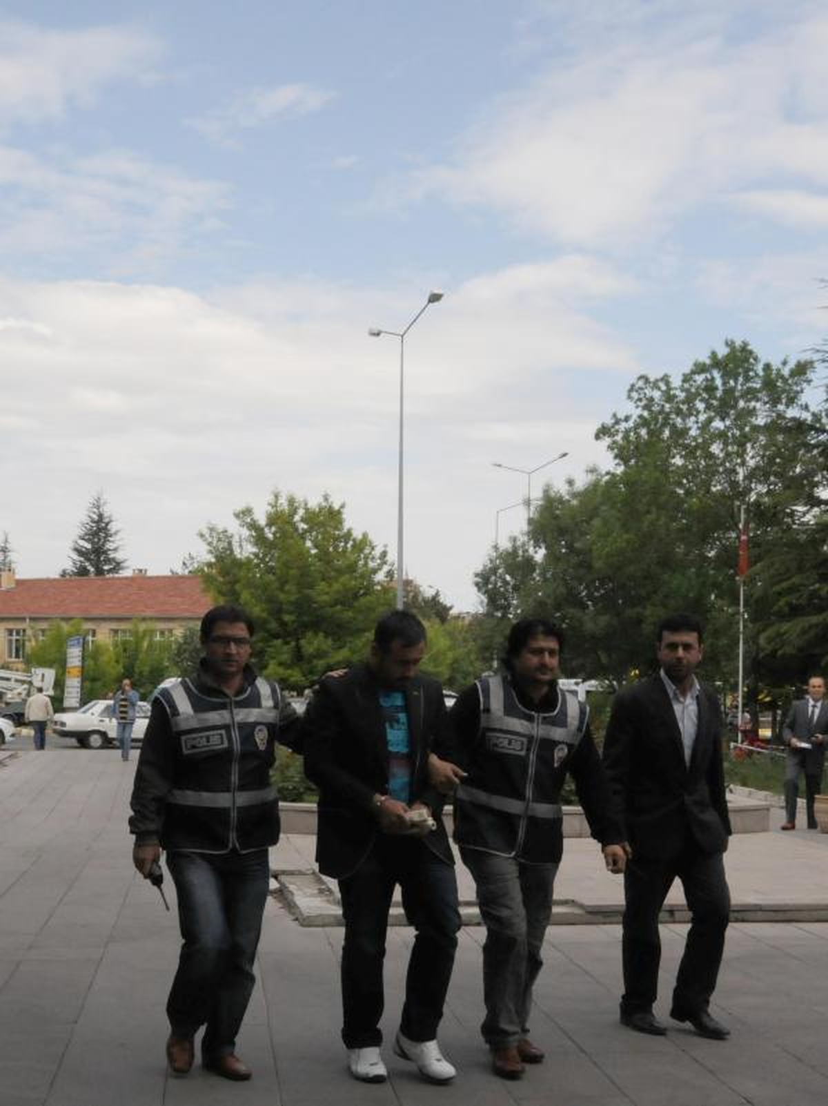 30 Kentte Hırsızlık Yapan Zanlı Yakalandı