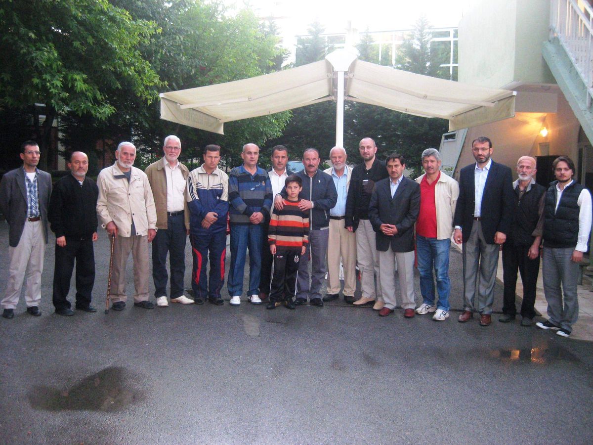 Başkan Doğan, Sabah Vakti Vatandaşlarla Buluşuyor