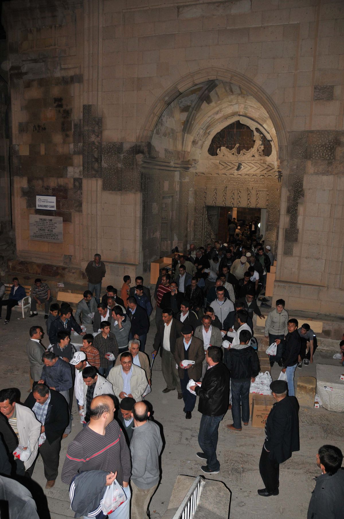 Belediyeden Kandil Simidi