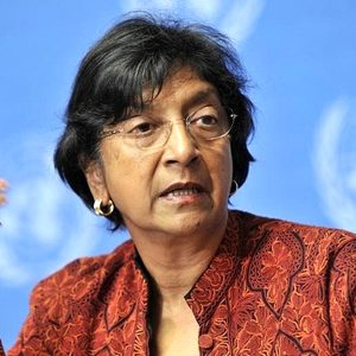 BM İnsan Hakları Yüksek Temsilcisi Pillay'ın Görev Süresi 2 Yıllığına Uzatıldı