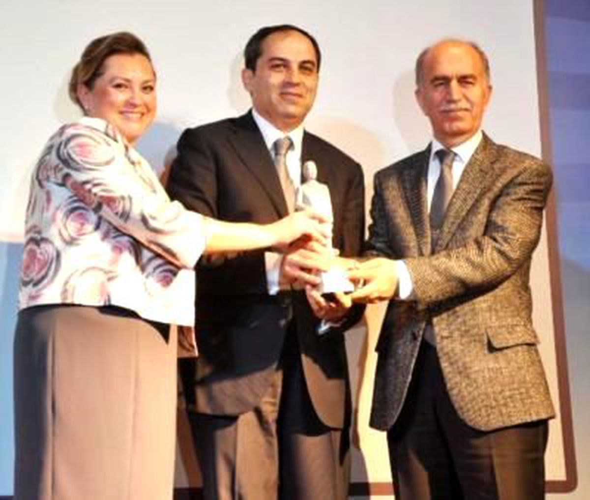 Bursa'da Yılın İş Adamı Yılmaz ve Yaşar Küçükçalık Oldu