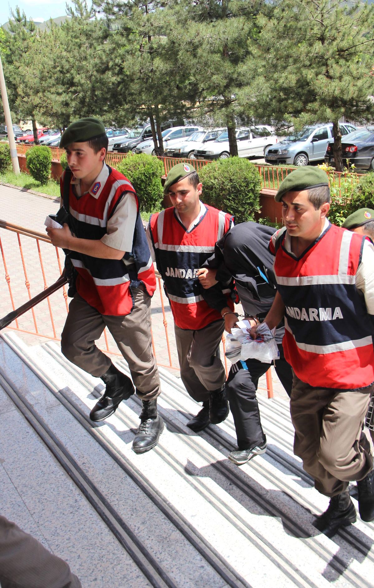 Jandarma Hırsızlara Göz Açtırmıyor