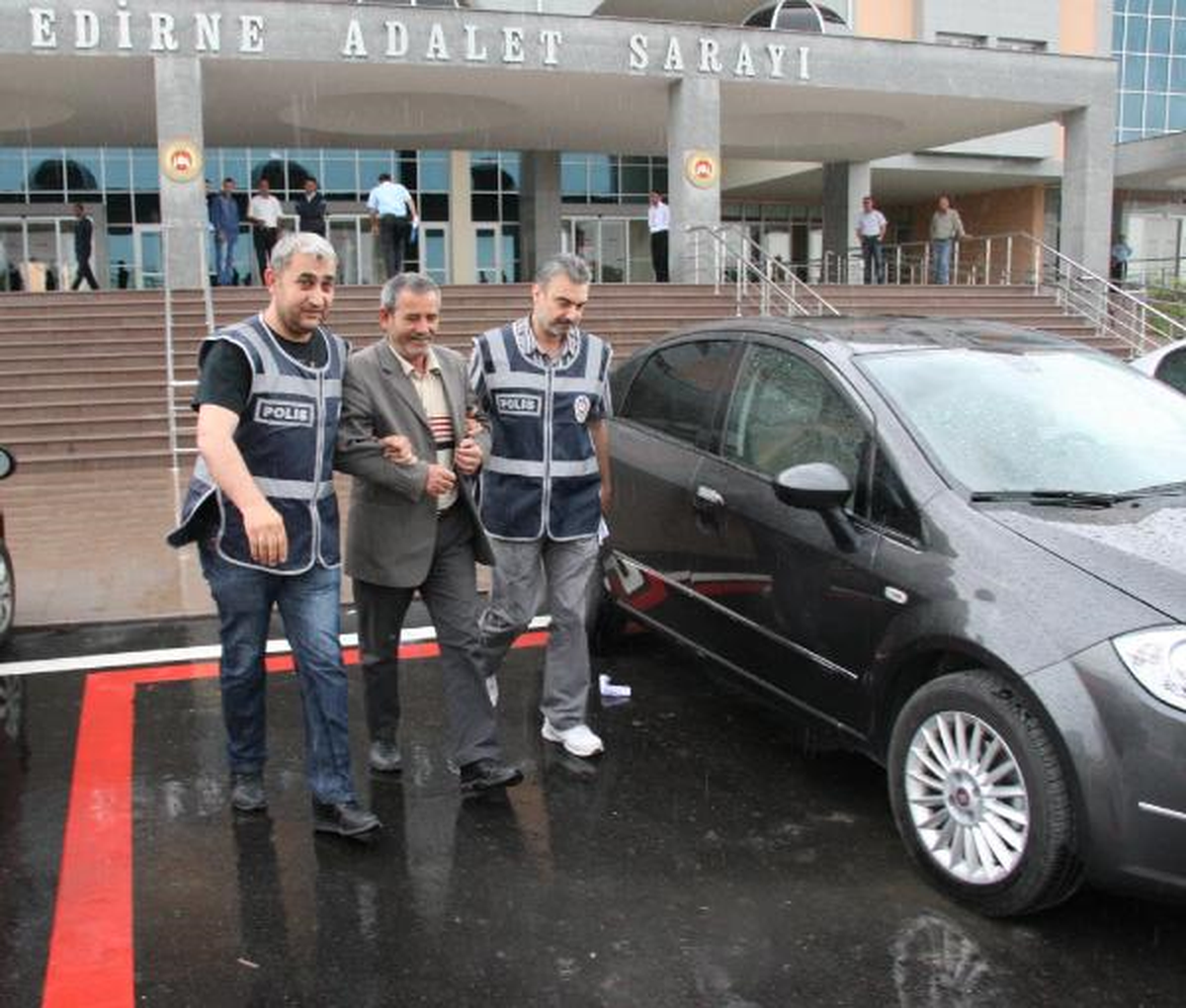'Kandil Bugün Gel Seni Öpeyim' Diyen Tacizci Tutuklandı