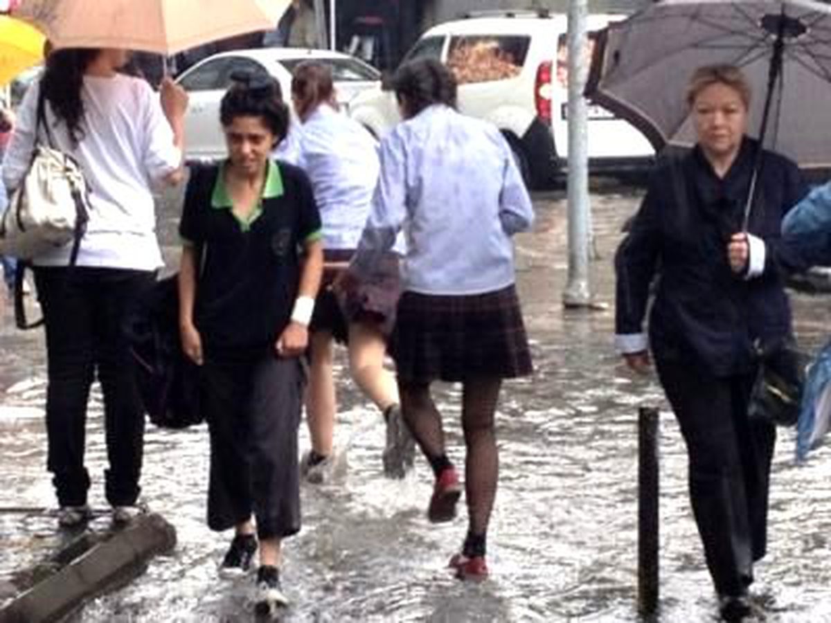 Meteoroloji Uyardı! Yağmura Dikkat!