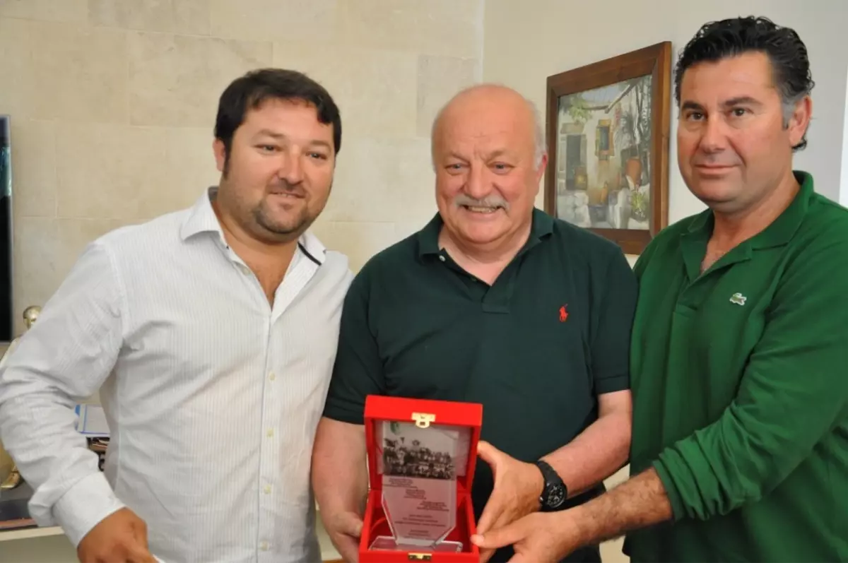 Sadri Şener\'den Açıklamalar