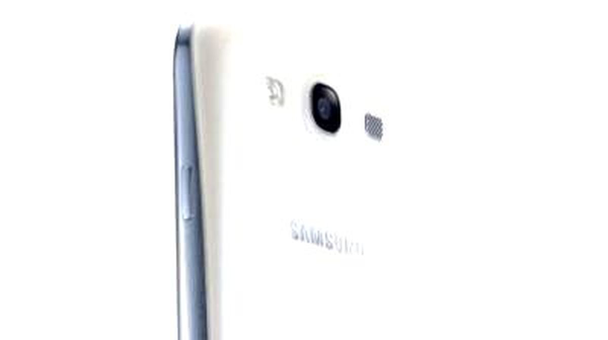 Şimdi de Galaxy S III\'ün Arkası...
