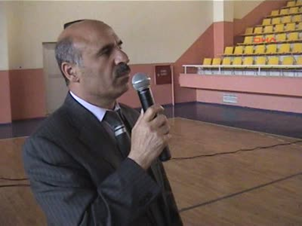 Siverek\'te Polis 400 Öğrenciye Giysi Yardımı Yaptı