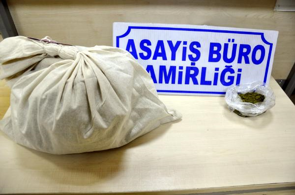 Siverek\'te Uyuşturucu Operasyonu: 3 Gözaltı
