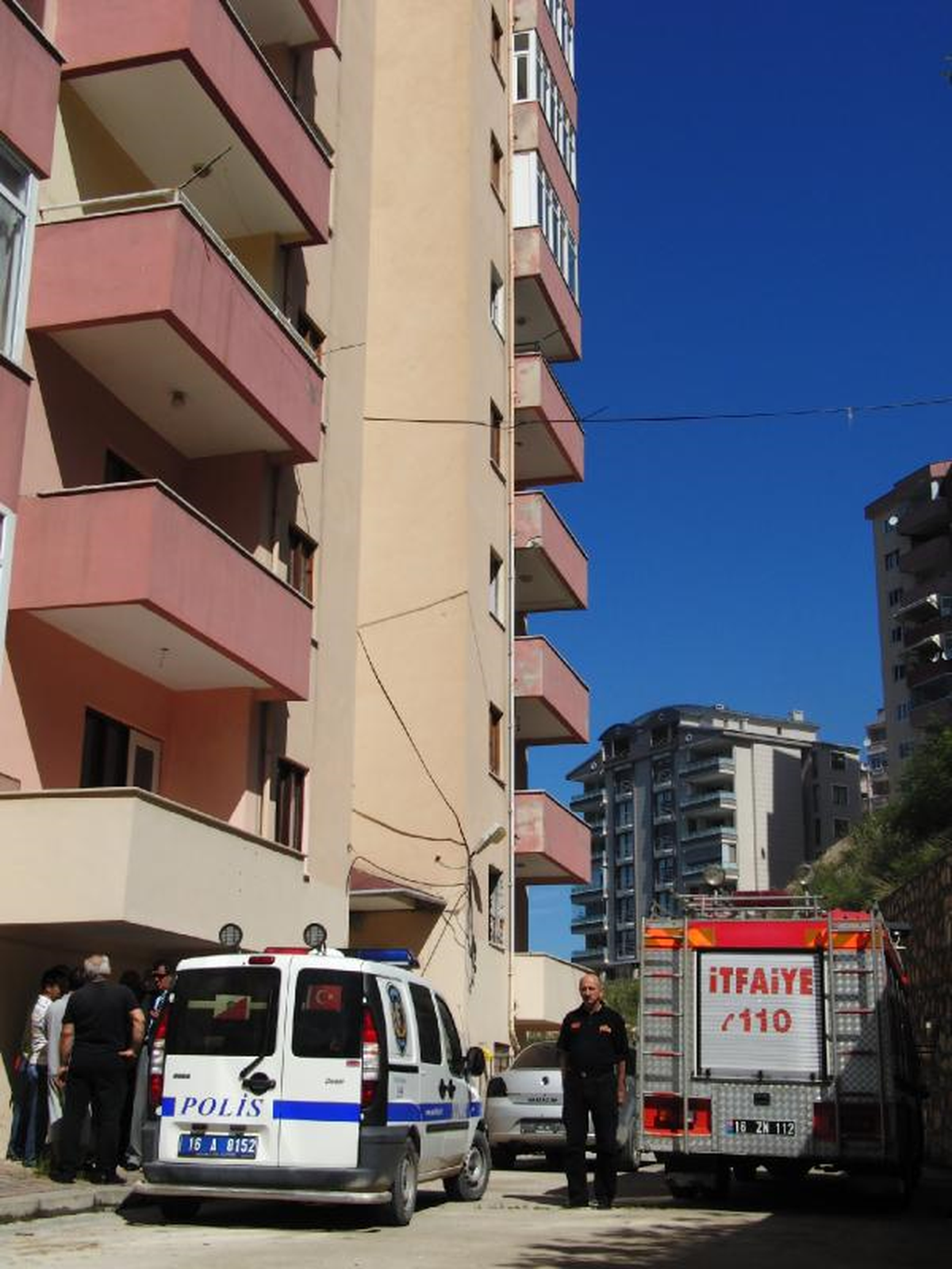 Sökmeye Çalıştığı Asansörün Altında Can Verdi