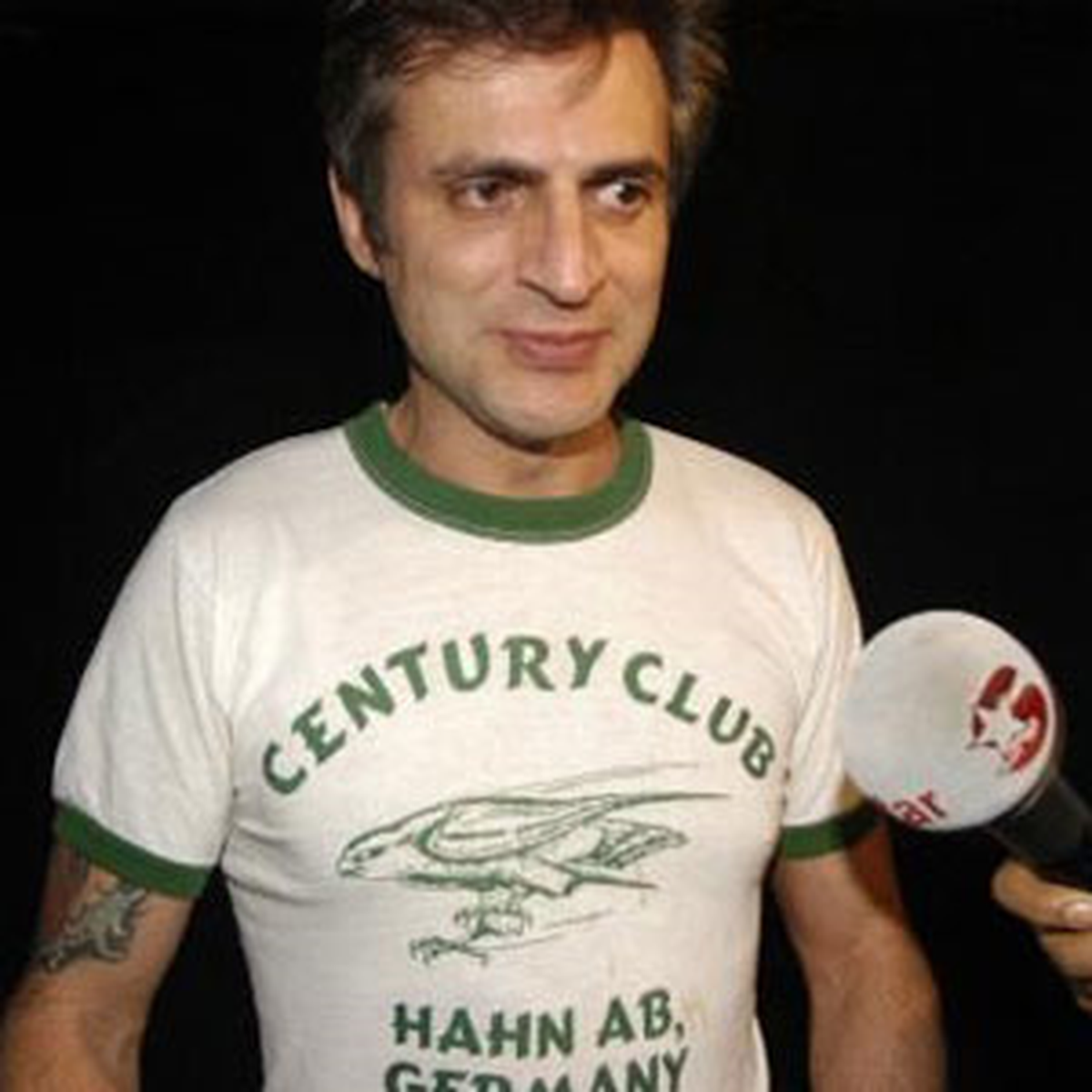 Çabuk Pes Etti