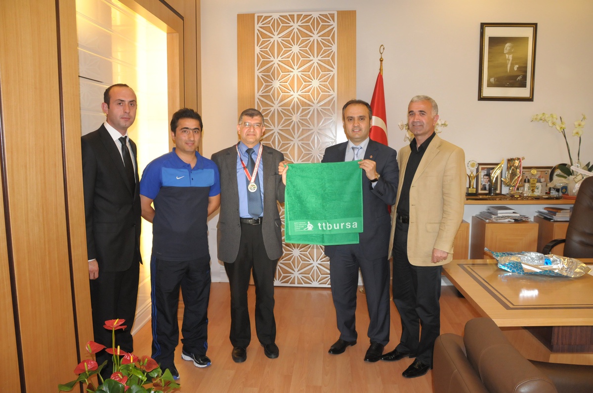Veteranlar Masa Tenisi Türkiye Şampiyonu İnegöl Belediyespor'dan